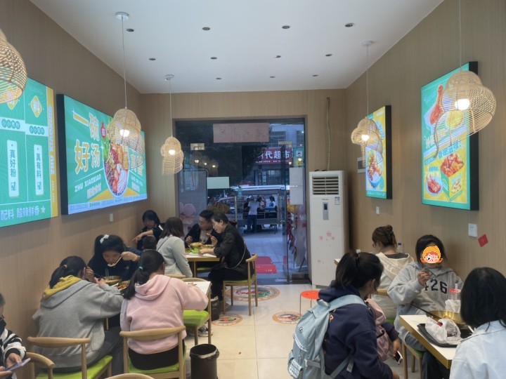 螺螄粉加盟品牌哪家好？螺螄粉加盟店如何定位？